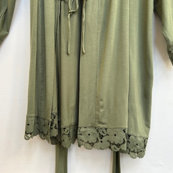 Eberjey Naya Tencel Modal Lace Robe in Olive Green, Size Medium - Picture 12 of 14